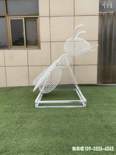 蚂蚁镂空不锈钢户外雕塑