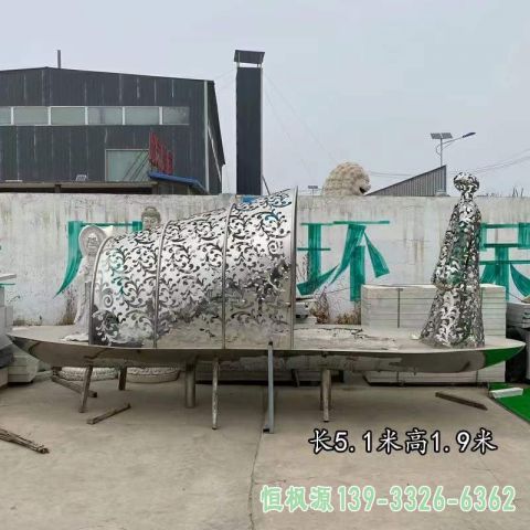 船广场不锈钢抽象雕塑