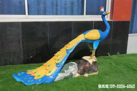彩绘孔雀城市不锈钢动物雕塑